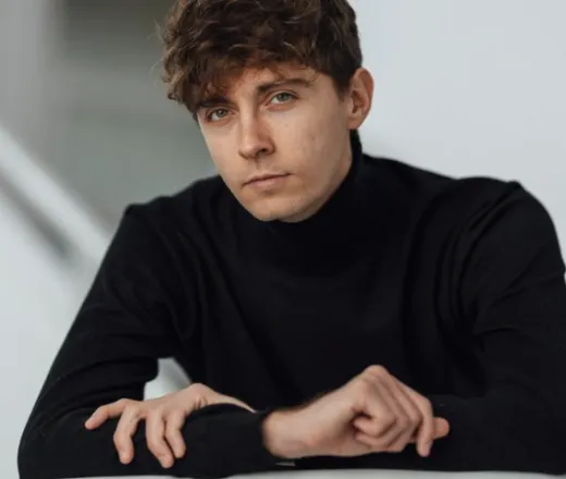 Festeig i giravolt by Jofre Bardolet